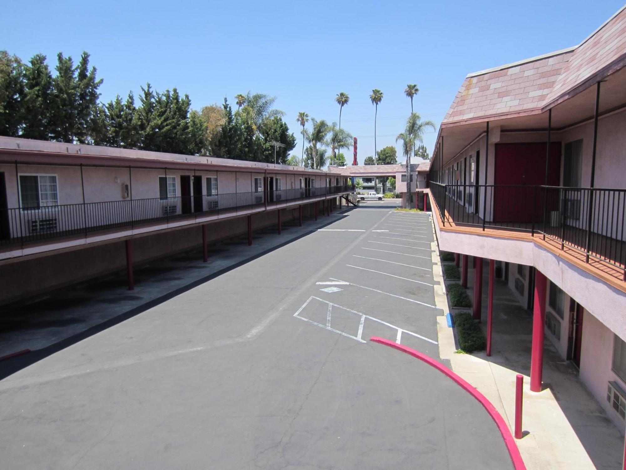 Welcome Inn&Suites Anaheim Exterior foto